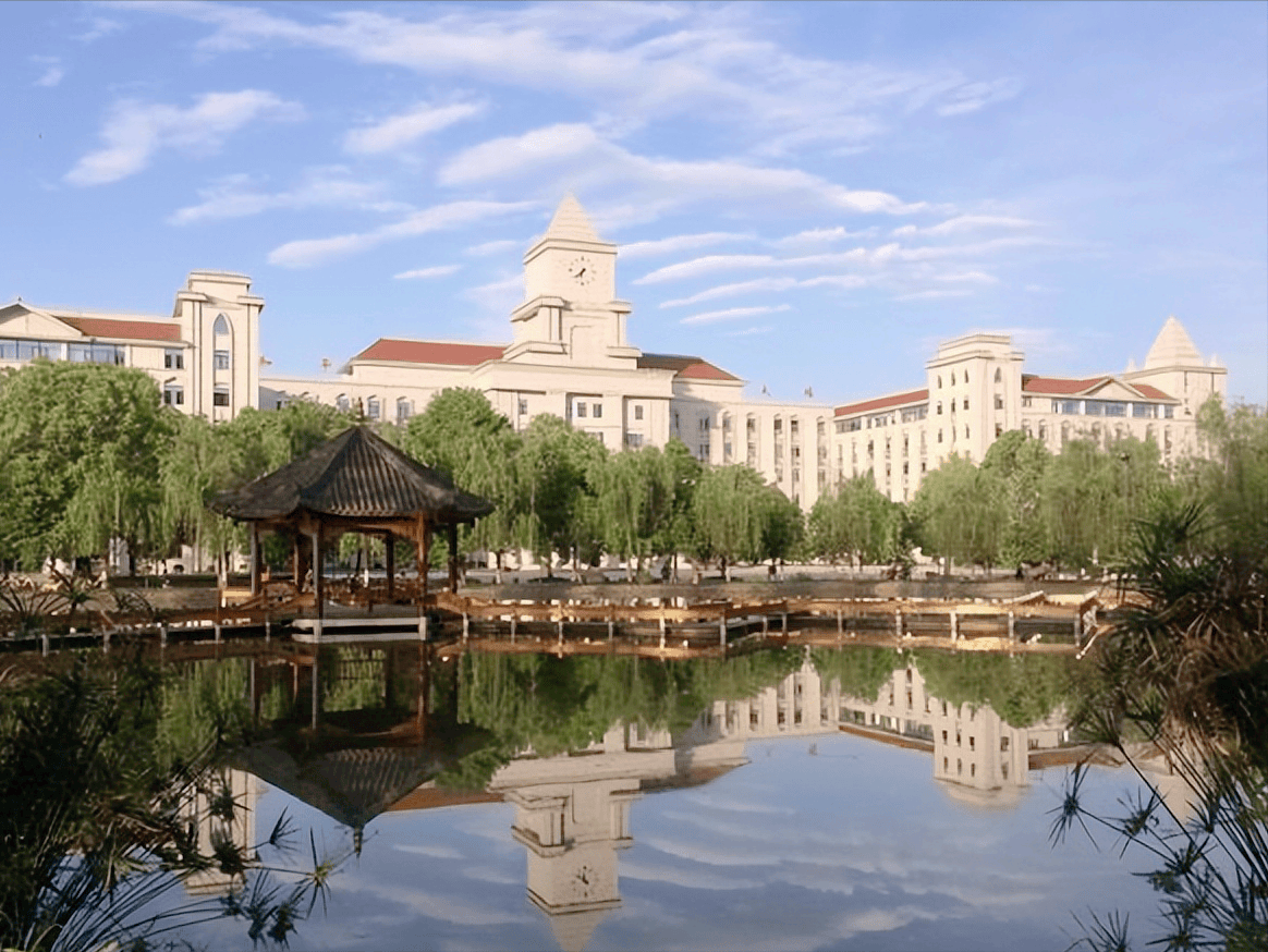 四川大学毕业证发放时间